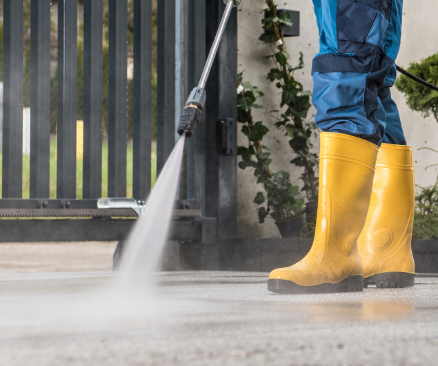 Professional pressure washing services Geelong Seaview Painting